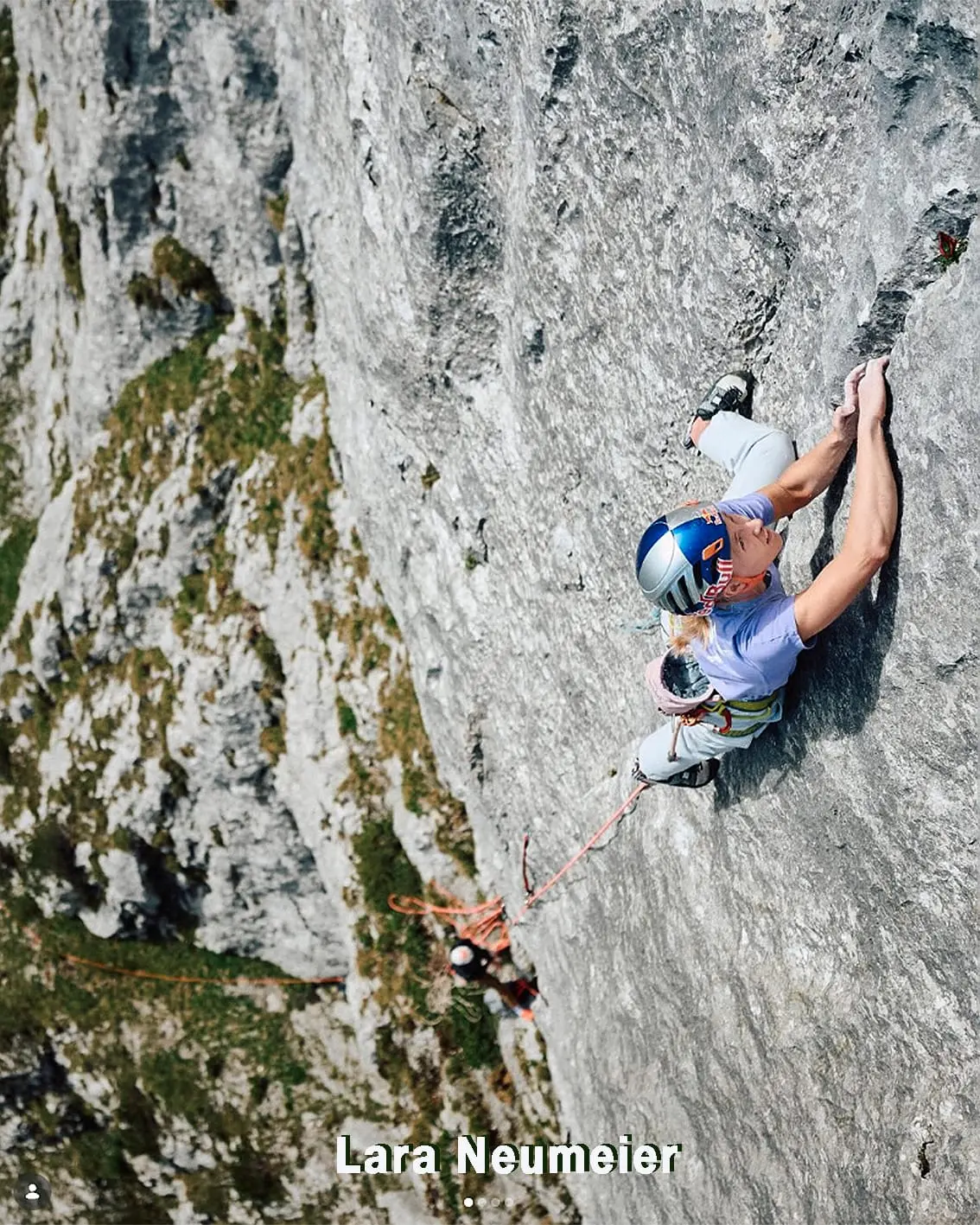 Lara Neumeier escalando una vía de la Trilogía Alpina
