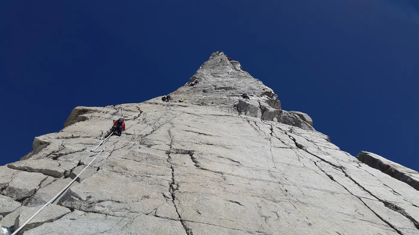 Grandes Jorasses 4208 m : la grande épopée alpine à Chamonix
