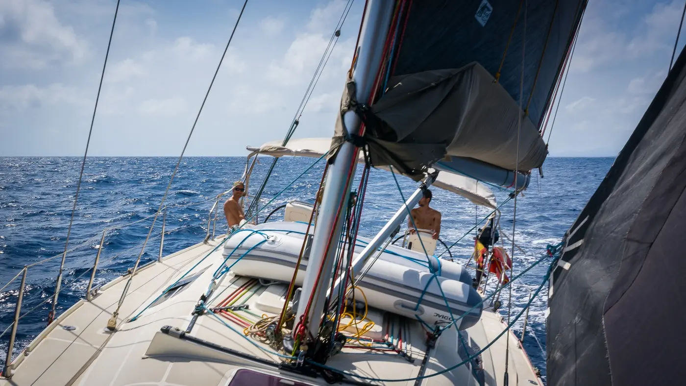 Psicobloc in Mallorca with sailboat