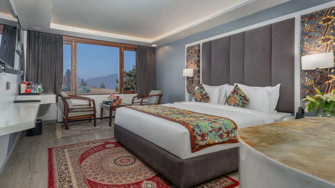 Hilltop Hotel Gulmarg 3