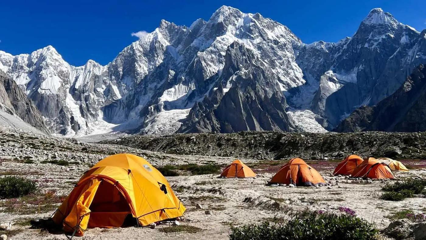 Karakoram Alpine School: Drifika 6,447m Expedition - B4Experience