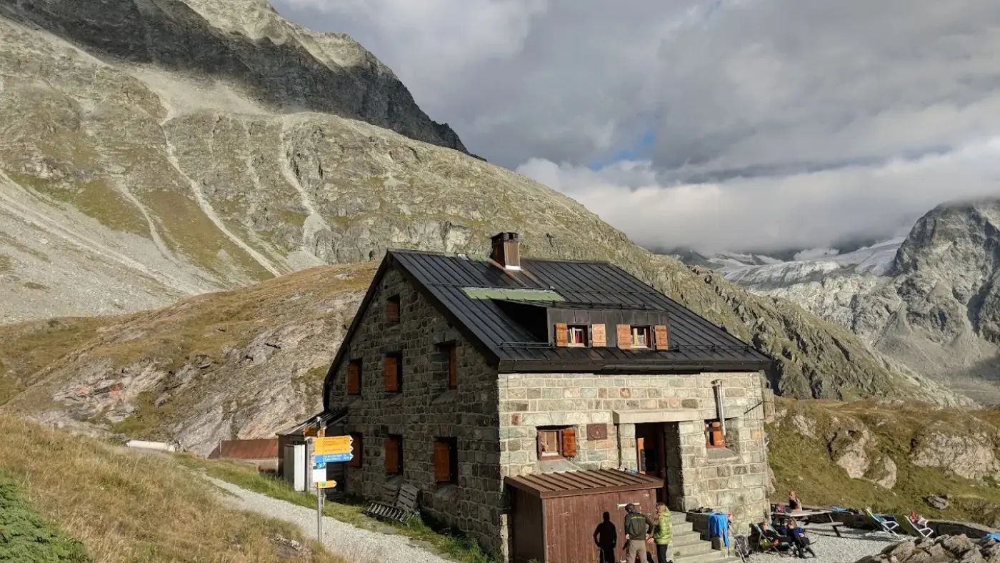 Chanrion Hut 1