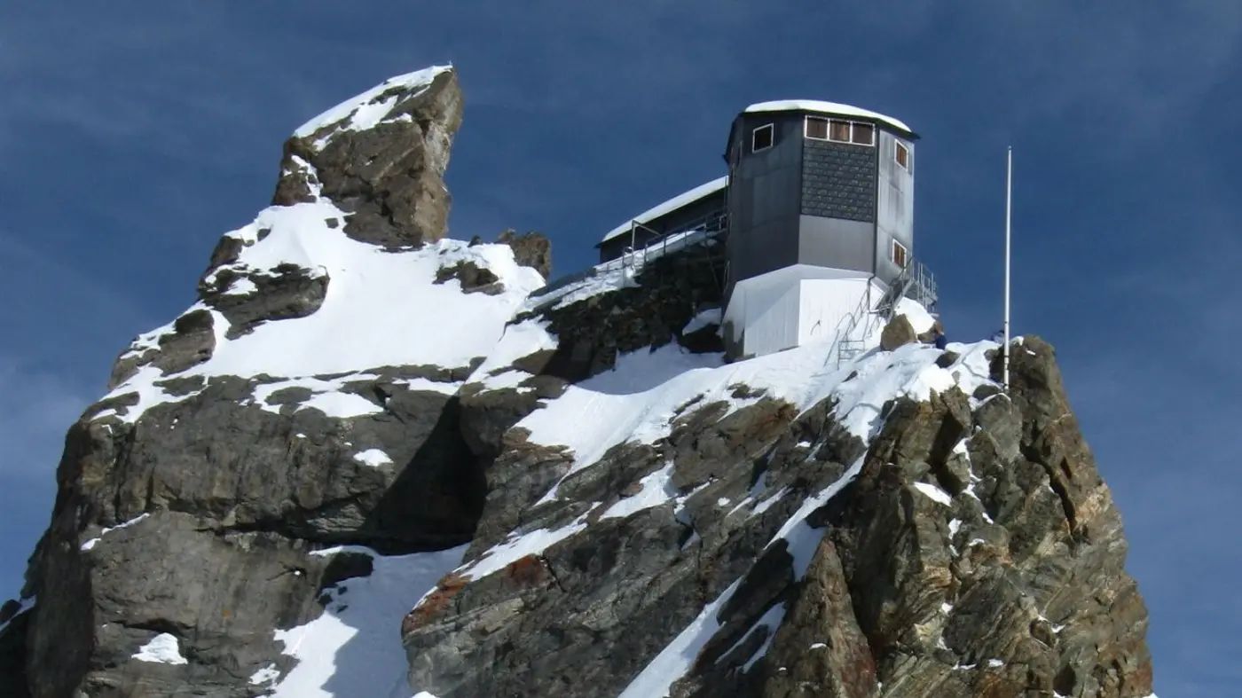 Bertol Hut 1