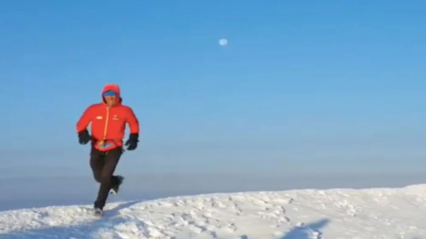 Montblanc in a Day / Running - View 2